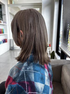 白髪を活かすカラー/アッシュグレージュ/50代/60代