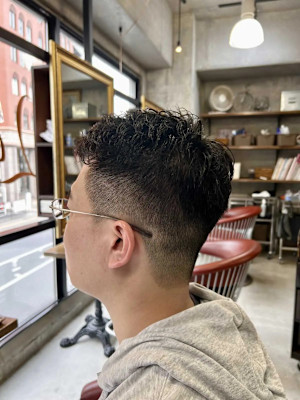 メンズナチュラルフェードパーマ