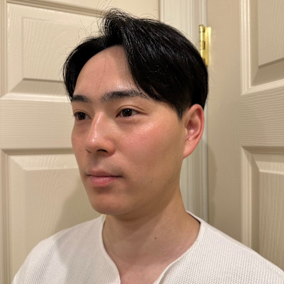 ナチュラルにキマる。好印象センターパートマッシュ