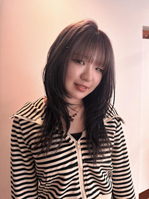 レイヤーカット/ハッシュカット/デザインカラー