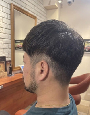 清潔感のあるクリーンなツーブロックマッシュ【184スタイル】