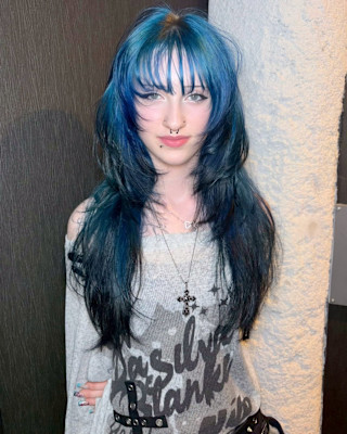 オーダーメイド　デザインカラー　ケアブリーチカラー　ウルフ