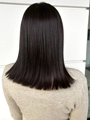 髪質改善 ストレート 透明感カラー ダークブラウン 20代