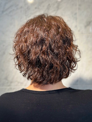 白髪ぼかし効果も！大人メンズウエーブ