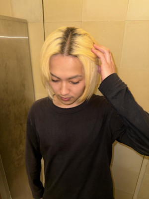 ブランドカラー