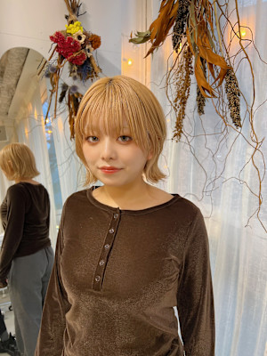 レイヤーボブ/ボブ/ハイトーンボブ/ミルクティーベージュ