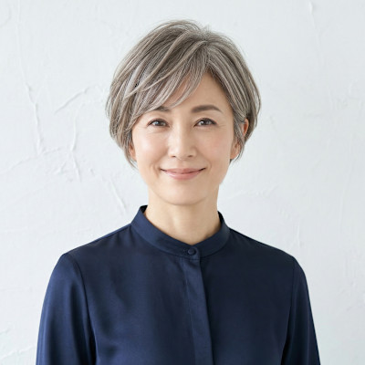 【白髪活かし】プラチナバレイヤージュの大人の都会的ショート