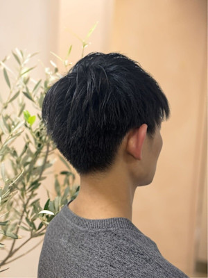 ナチュラル刈り上げメンズスタイル