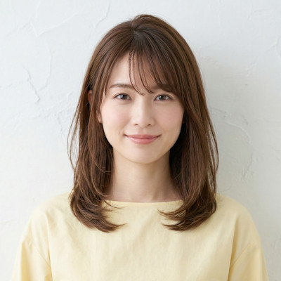 【30代人気】上品ミディアム×シナモンベージュツヤ髪