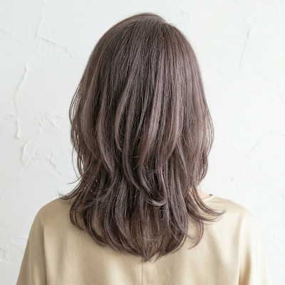 大人上品、トップふんわり、簡単ミディアムレイヤー