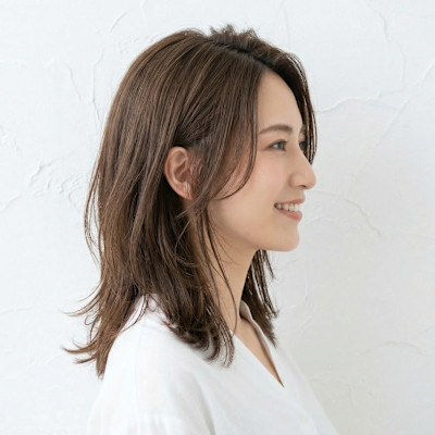 小顔レイヤー×鎖骨ミディアム【大人可愛いグレージュ】