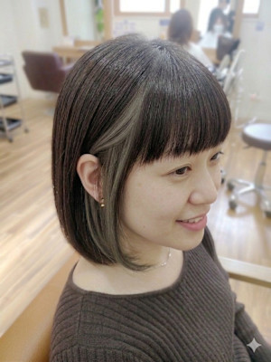 フェイスラインを白髪活かしデザインカラー☆