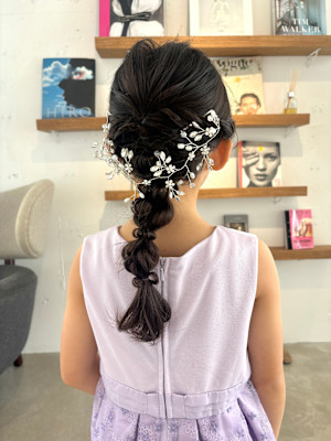子供ヘアセット結婚式あみ下ろしアレンジ