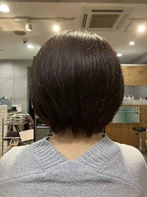 ショートボブ