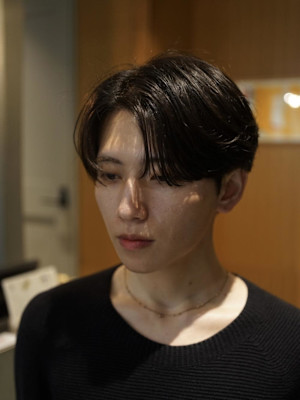 【kaito】毛流れナチュラルセンターパート