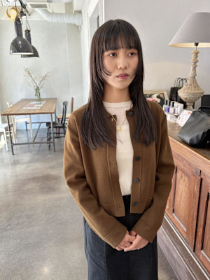 ロングレイヤー　顔周りレイヤー　縮毛矯正