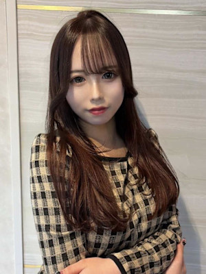 《鈴木茉奈》ピンクブラウン/ブリーチなし/暖色