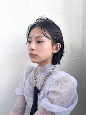 タイトミニボブ × シアーアッシュ