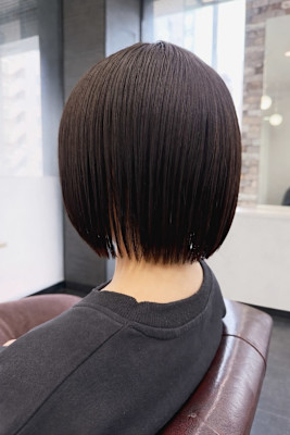 人気爆増中！縮毛矯正で作る話題の【タッセルボブ】