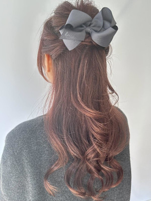 レイヤーハーフアップ