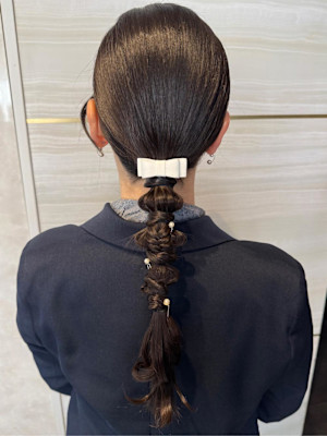 タイト編みおろし× 白リボン