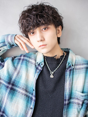 メンズサロン EIGHT MEN 池袋西口店×スタイル