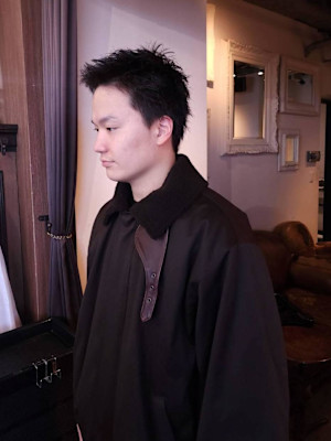 メンズのショートパーマスタイル