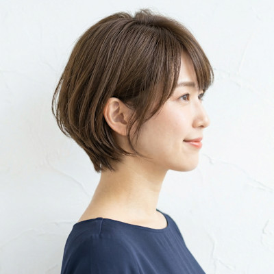 大人可愛い小顔ショート/ひし形シルエット/丸みショート