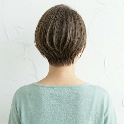 30代大人ショートレイヤー×手入れ簡単小顔カット