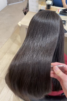 初めての縮毛矯正ビフォーアフター