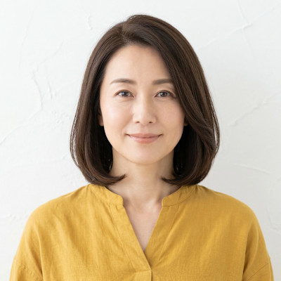 精密なカットで面艶を強調し、ハンドブローだけで品良くまとまり