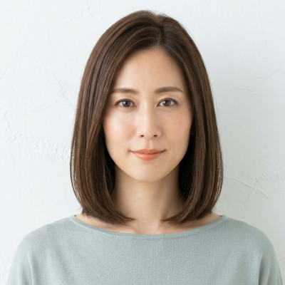 小顔ボブ。大人可愛い清潔感とツヤの上品ワンレン