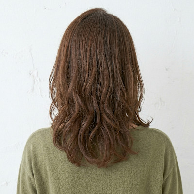 大人の艶髪ミディアム＊白髪も悩みに変えないナチュラルカラー