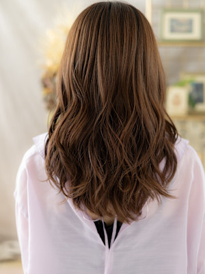 韓国風ウォームベージュ透け感ロングレイヤー　ダークブラウンb