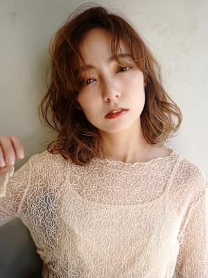 【La fith】 アンティークベージュ×パーマ