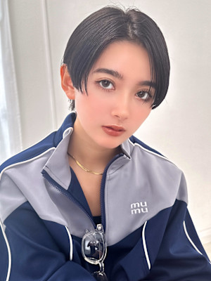 【La fith】ハンサムショート×美シルエット×暗髪カラー