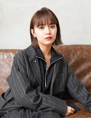 【La fith】切りっぱなしボブ×グレーベージュ