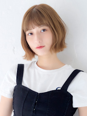 【La fith】ケアブリーチ×切りっぱなしボブ×重めバング
