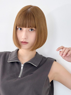 【La fith】切りっぱなしボブ×ケアブリーチ×重めバング