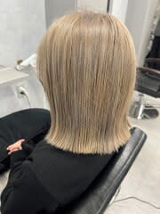 ハイトーンベージュ