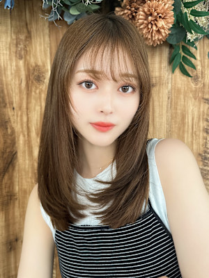 【La fith】内巻きストレート×シースルーバング