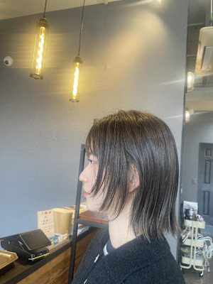 顔周りレイヤーボブ