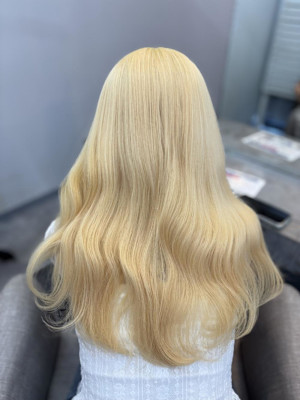 《矢崎萌々》ブロンドヘア/抜きっぱなしカラー/大宮