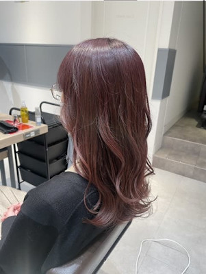 カシスピンク×巻き髪