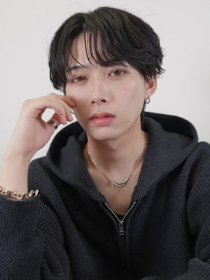 メンズカット×毛流れカルマパーマ×ラウンドマッシュ