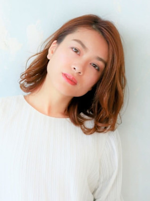 【大人世代にお勧め】ミディアムスタイル☆