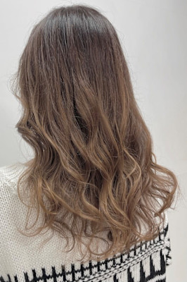 ダブルカラー×グレージュカラー