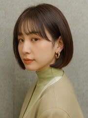 30代女性　ボブ　ショート