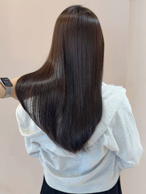 ダークグレージュ 透明感カラー 艶髪 艶トリートメント