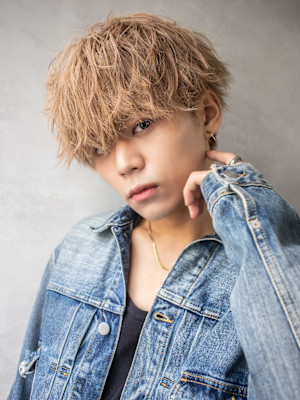 メンズサロン EIGHT MEN 新宿店×スタイル